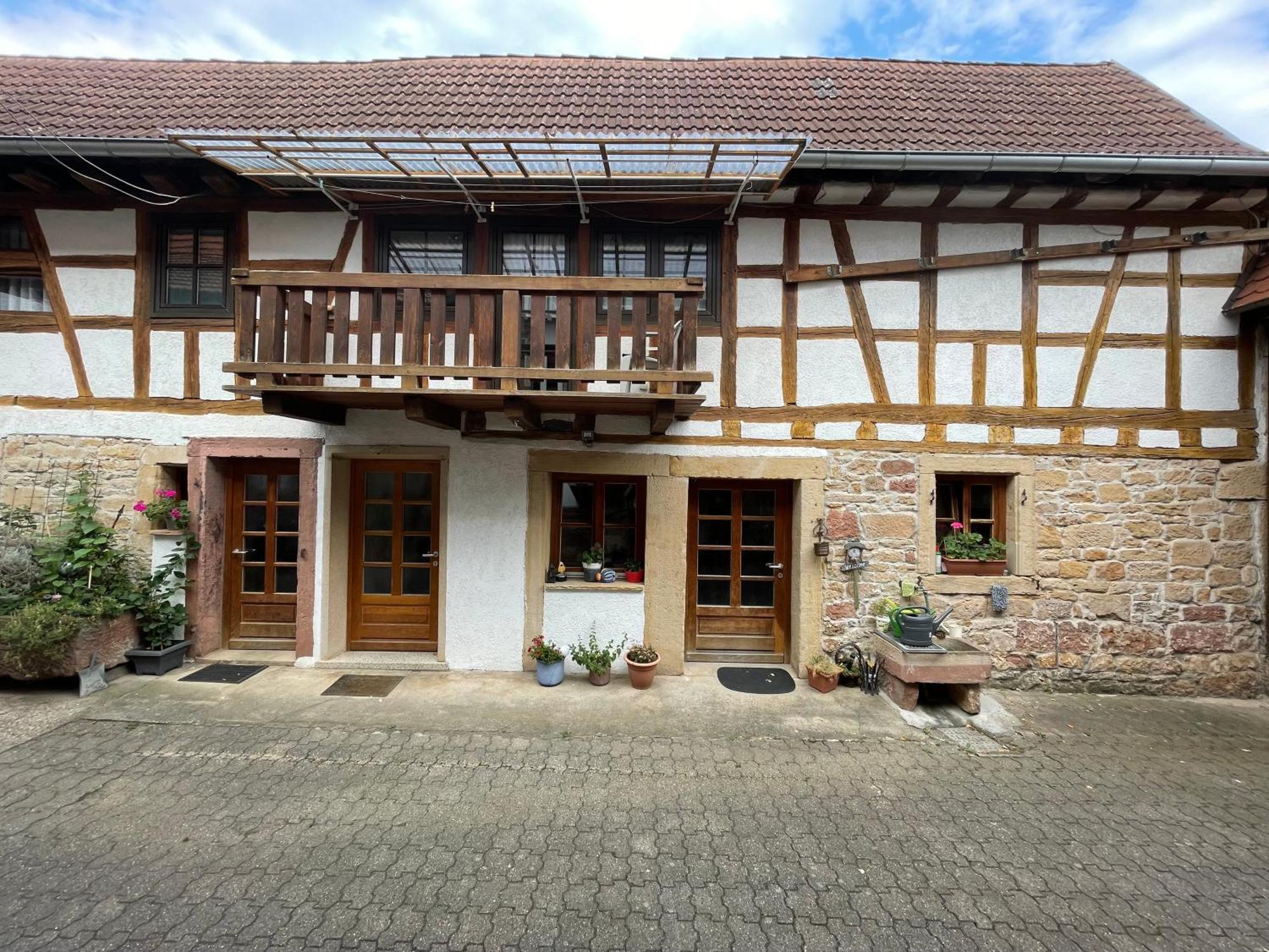Weingut Und Destillerie Bernd Klein Pleisweiler-Oberhofen Eksteriør bilde
